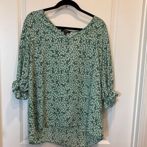 Well Worn Green and White Floral Blouse